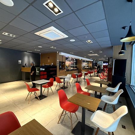 ホテル Ibis Sao Paulo Ibirapuera エクステリア 写真
