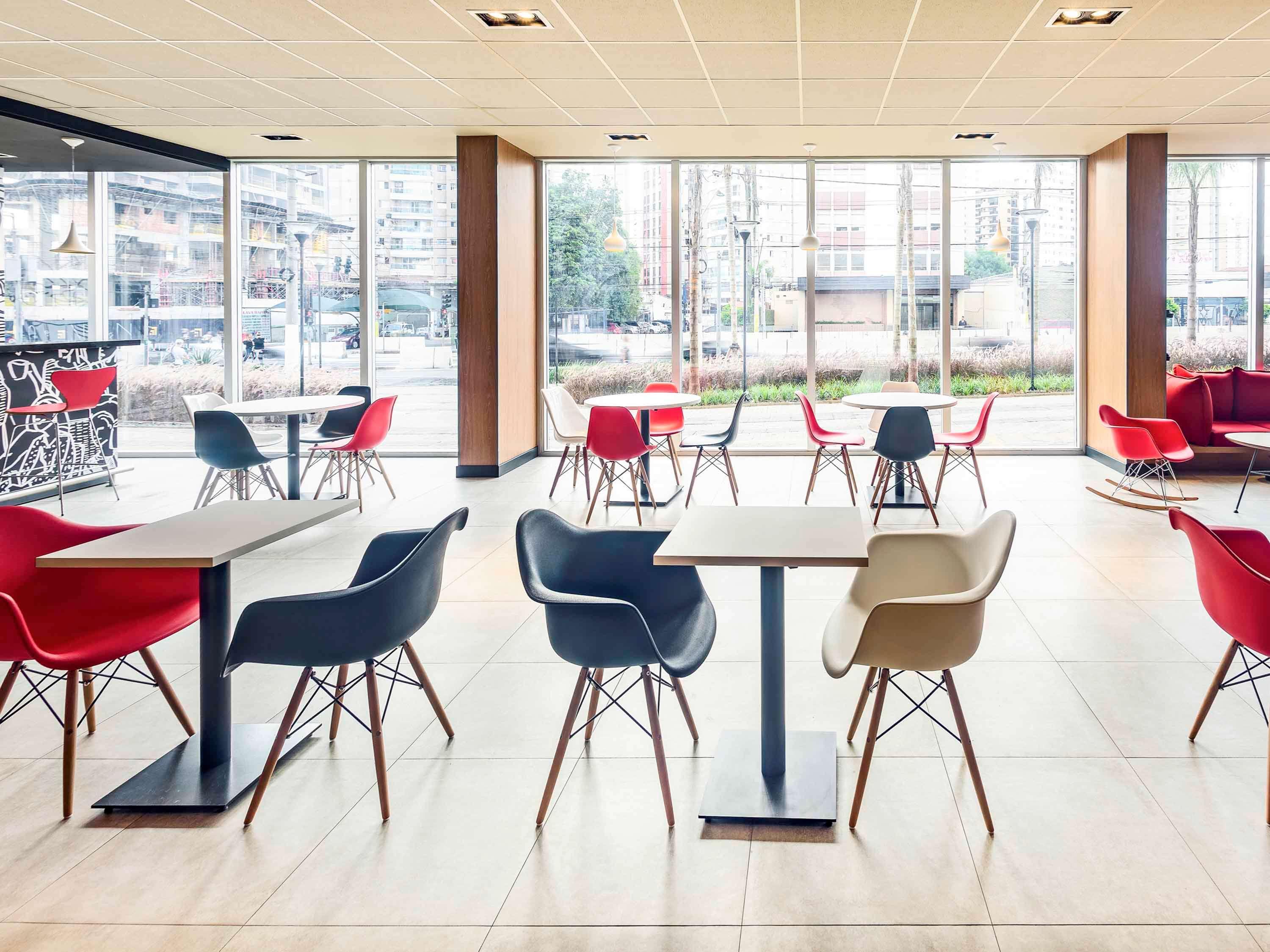 ホテル Ibis Sao Paulo Ibirapuera エクステリア 写真