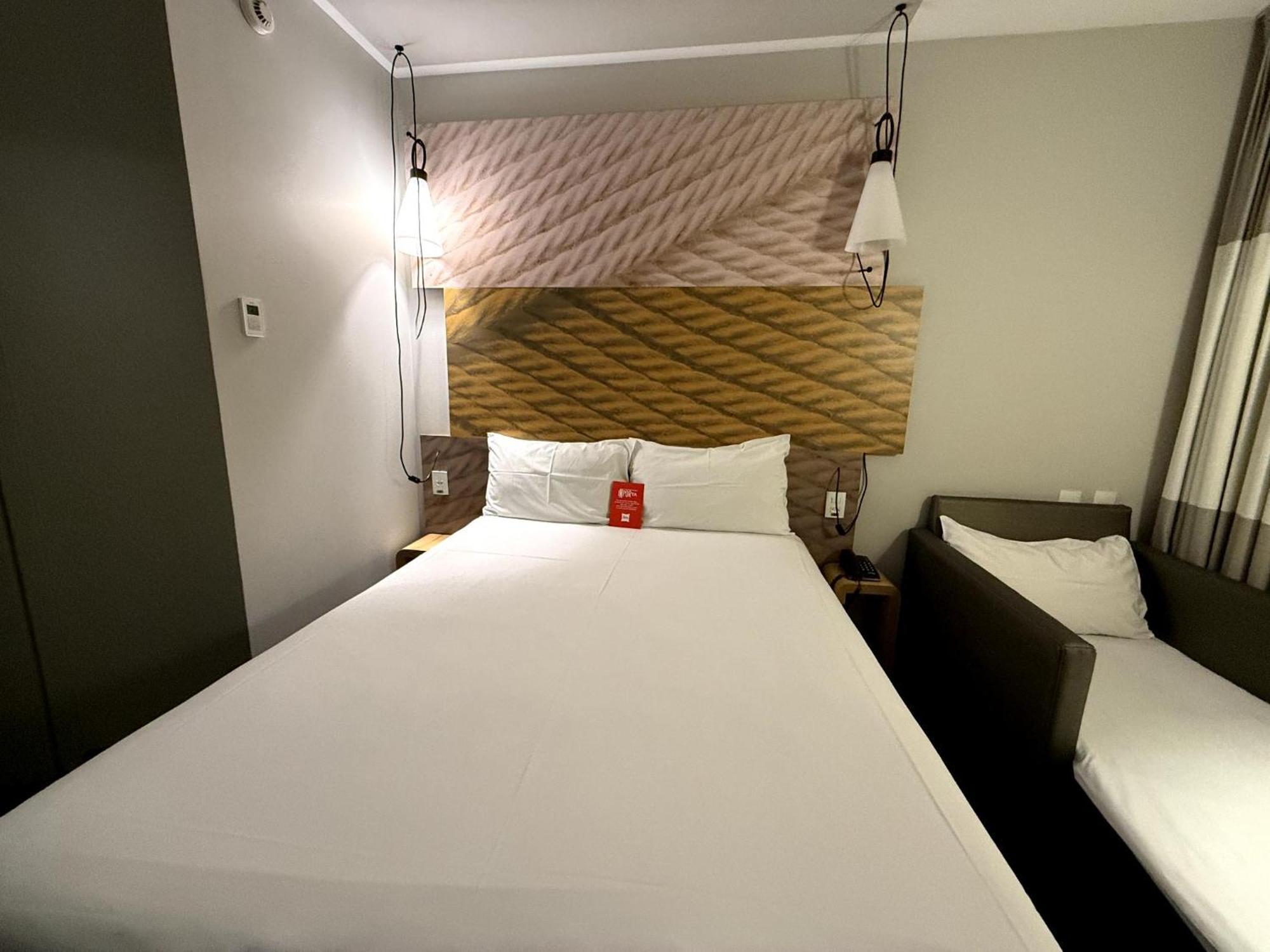 ホテル Ibis Sao Paulo Ibirapuera エクステリア 写真